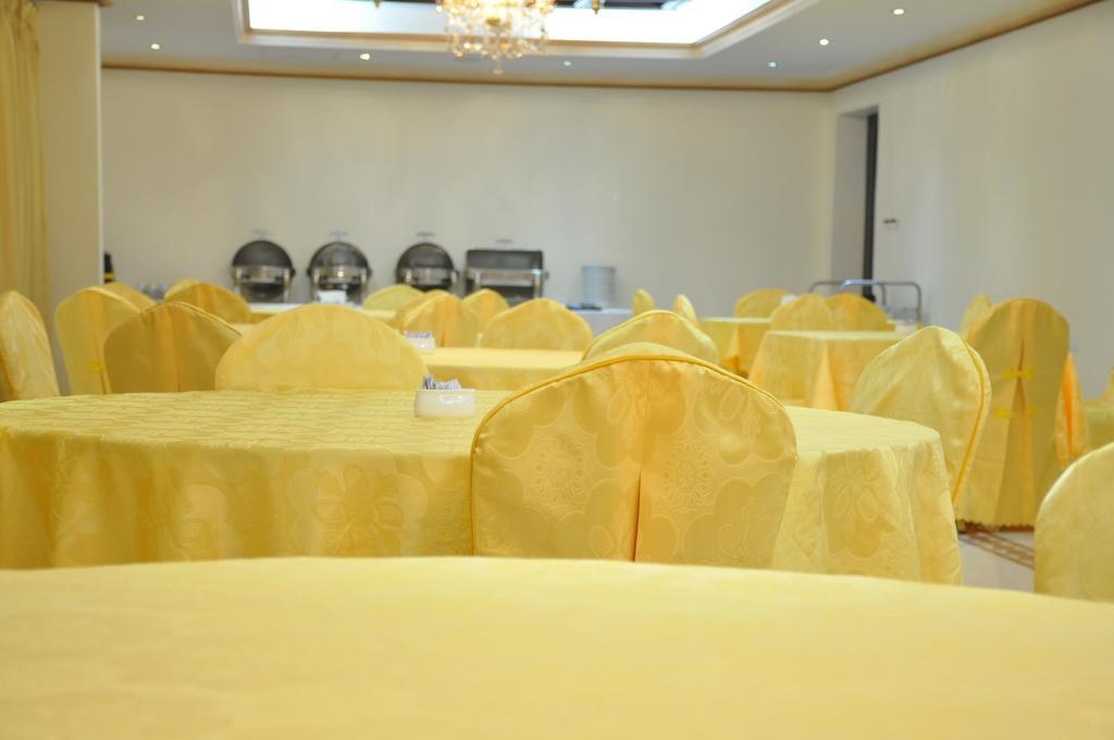 Sahara Hotel Apartments Muscat Ngoại thất bức ảnh